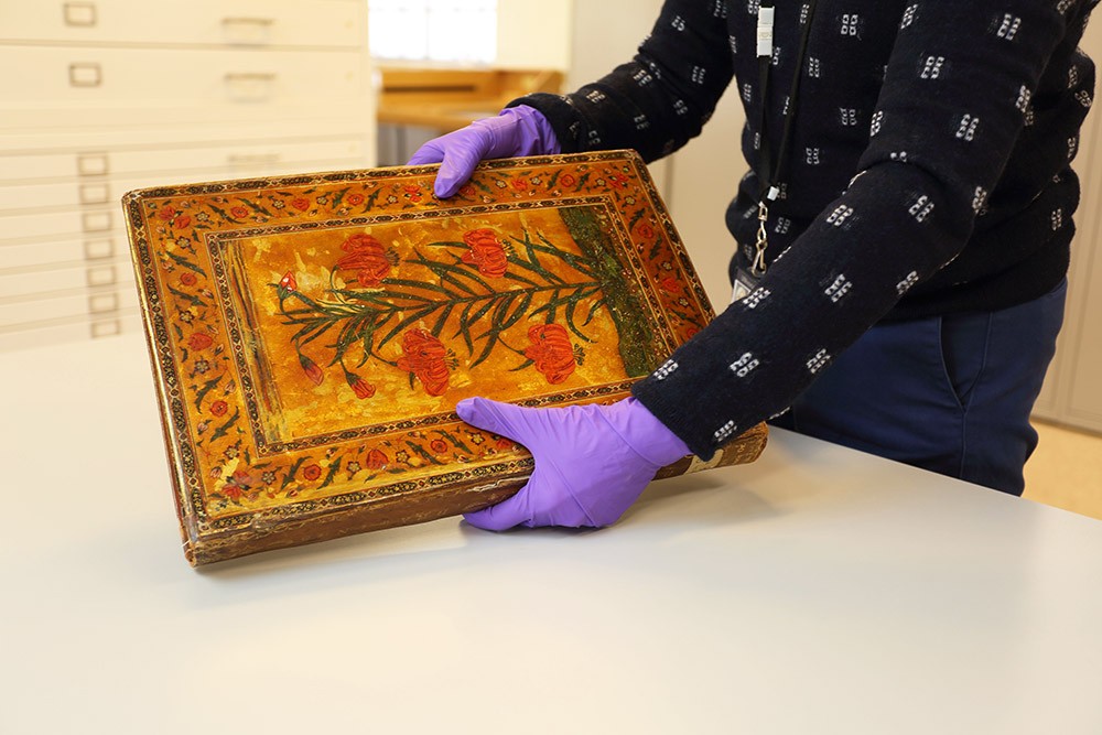 Persian lacquered bookbinding: A journey through its layers and conservation challenges, Mandana Barkeshli